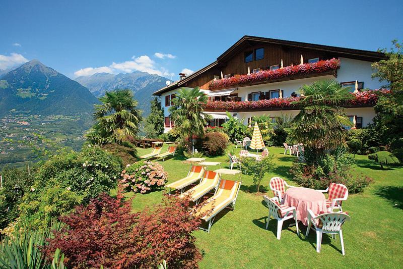 Pension Zum Burggraefler เชนนา ภายนอก รูปภาพ